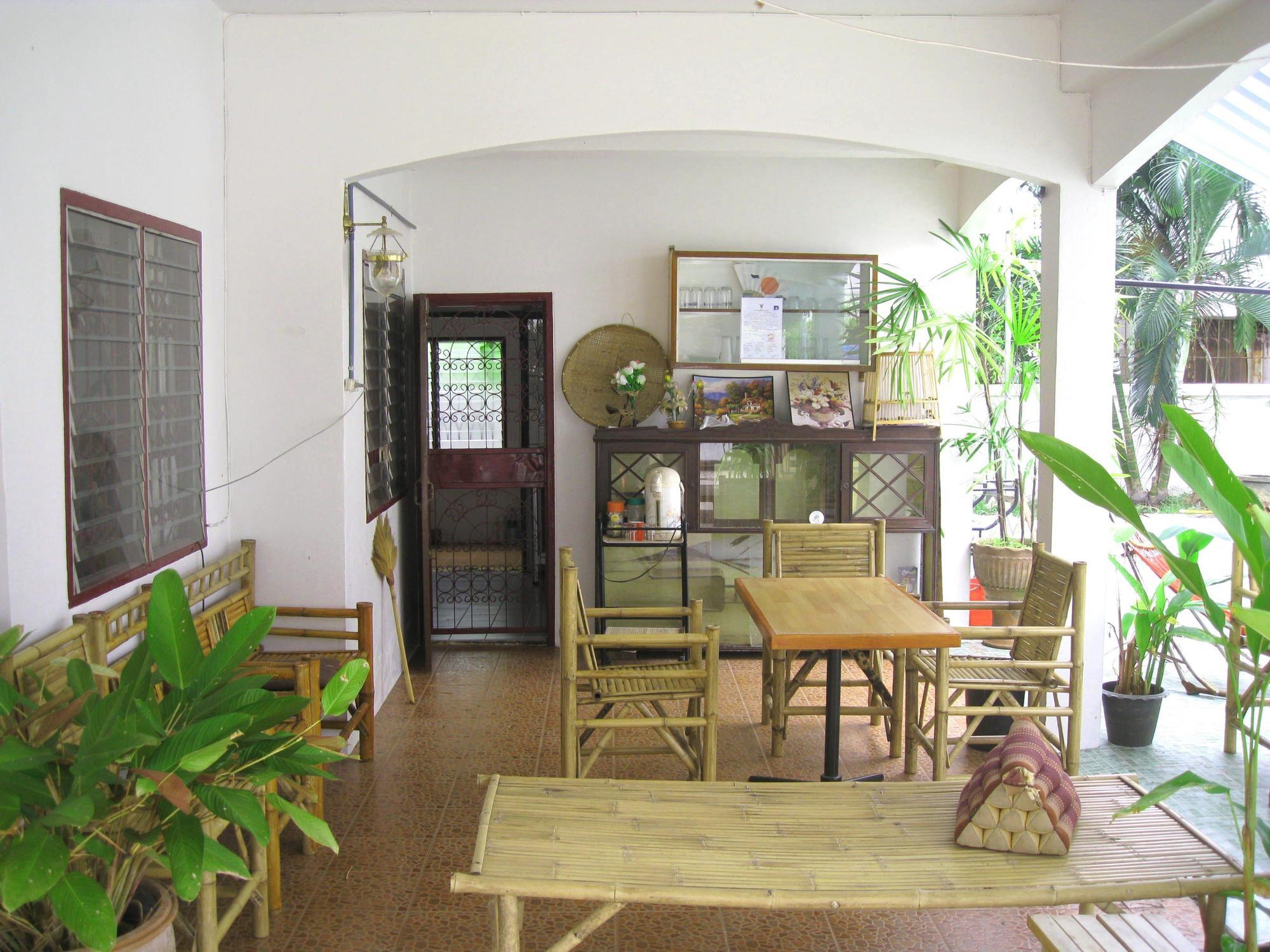 Sri Krung Guest House Phra Nakhon Si Ayutthaya Dış mekan fotoğraf