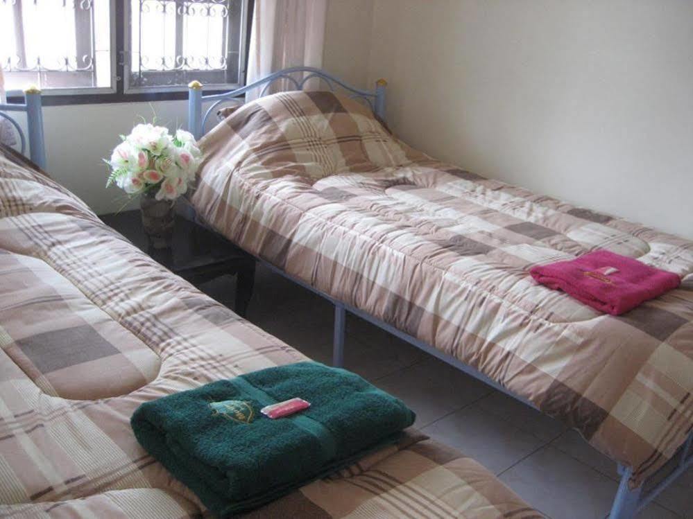 Sri Krung Guest House Phra Nakhon Si Ayutthaya Dış mekan fotoğraf