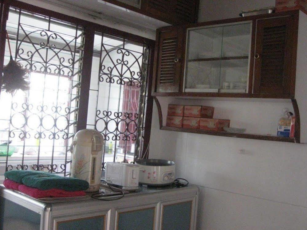 Sri Krung Guest House Phra Nakhon Si Ayutthaya Dış mekan fotoğraf